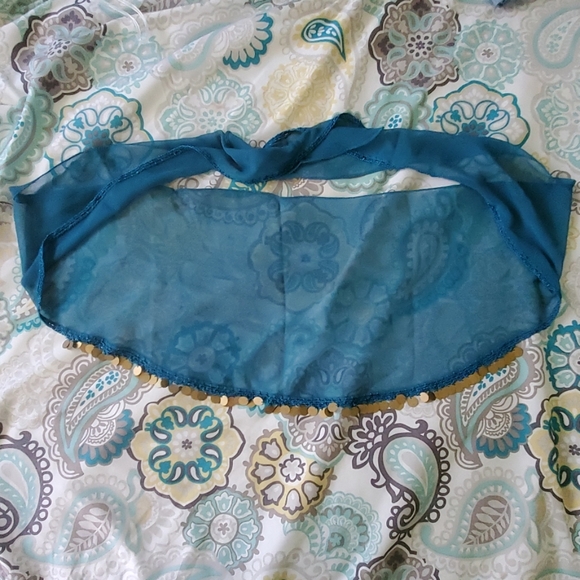 Beautiful beaded wrap - Picture 1 of 4